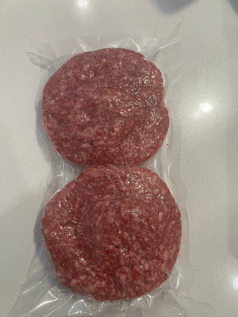 Box of 12 Québec Wagyu Beef Burger Patties – 2 KG (168g Each) -